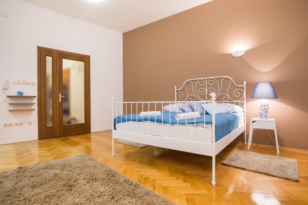 Apartman Kaptol Zagabria Esterno foto